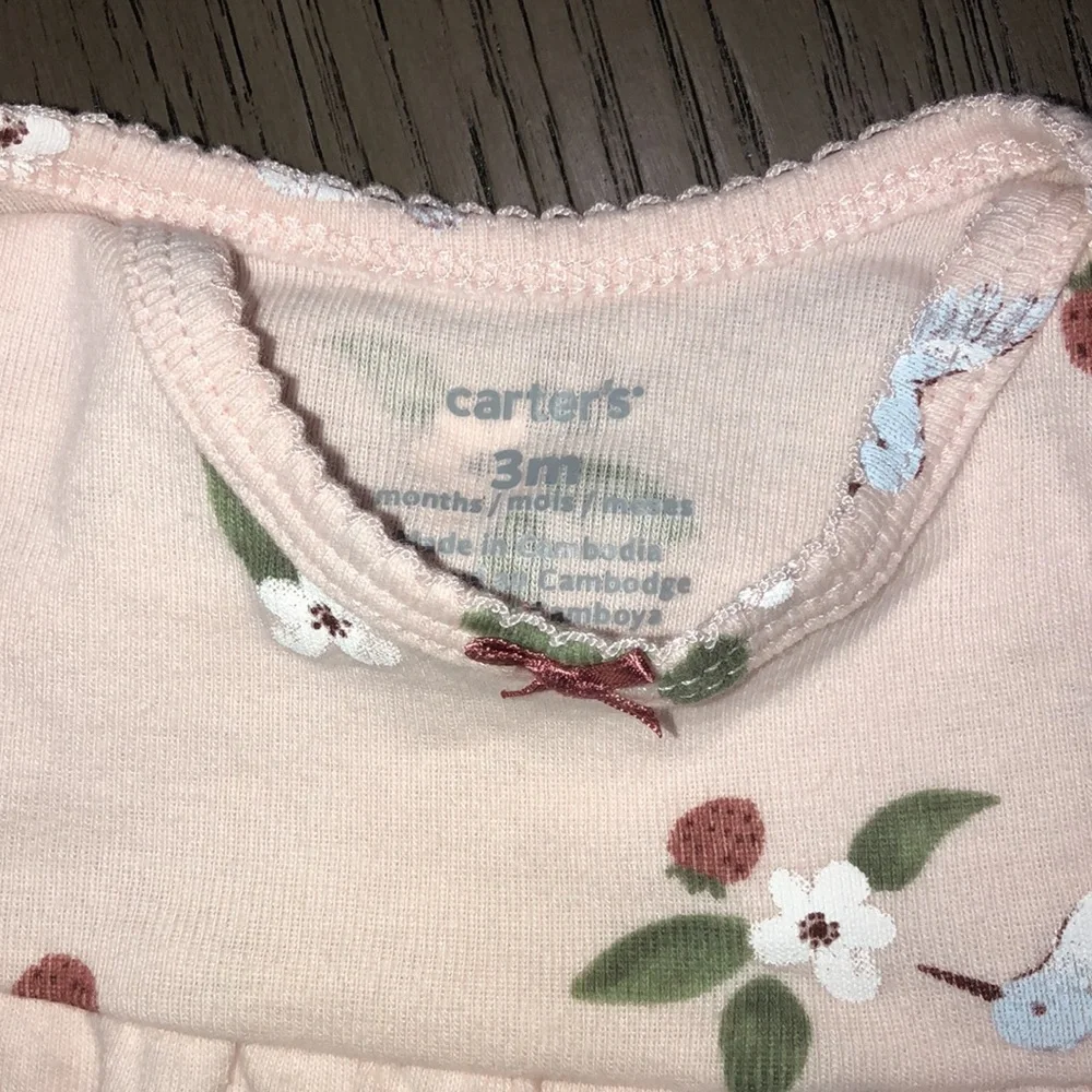 Carters baby gown - Picture 3 of 5